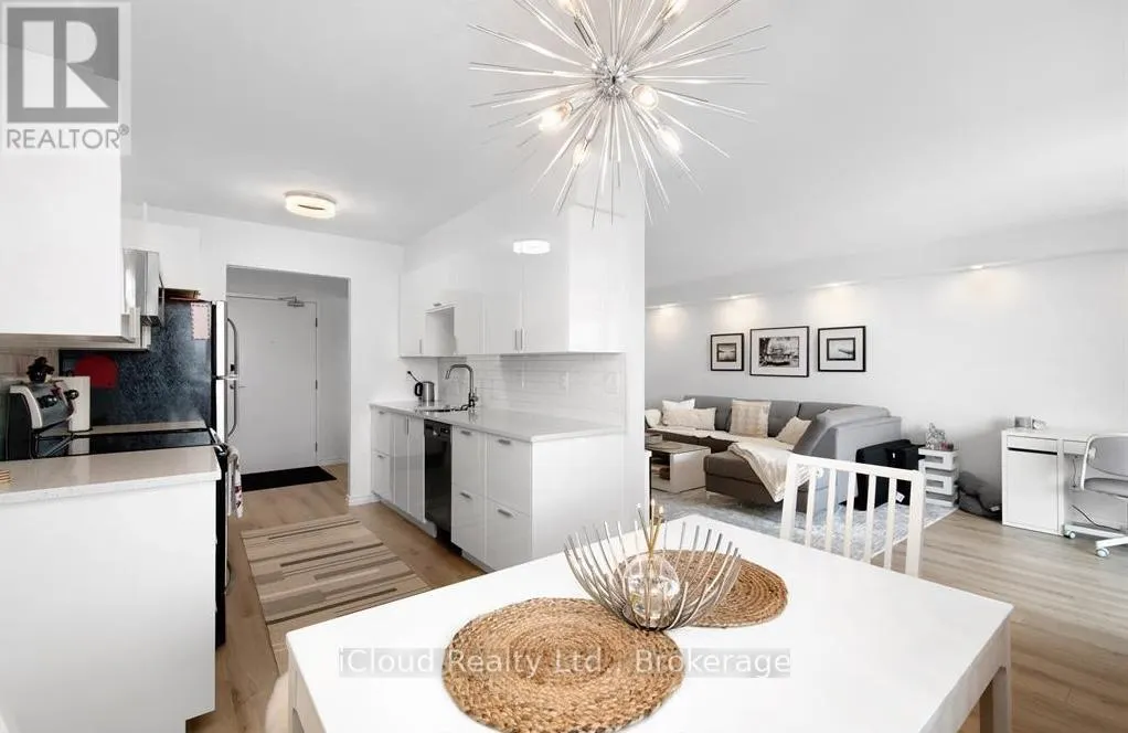1807 - 150 PARK STREET W