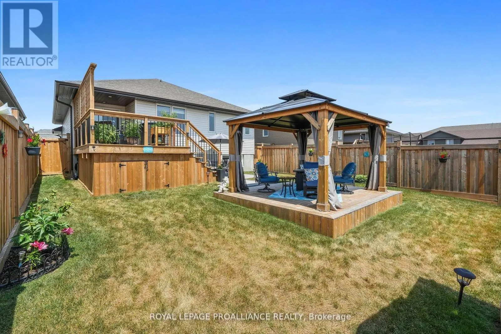 25 CEDAR PARK CRESCENT