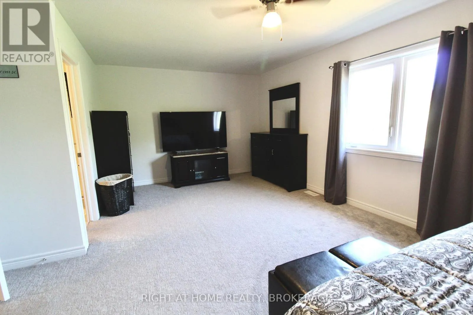 10 - 5080 CONNOR DRIVE, #10