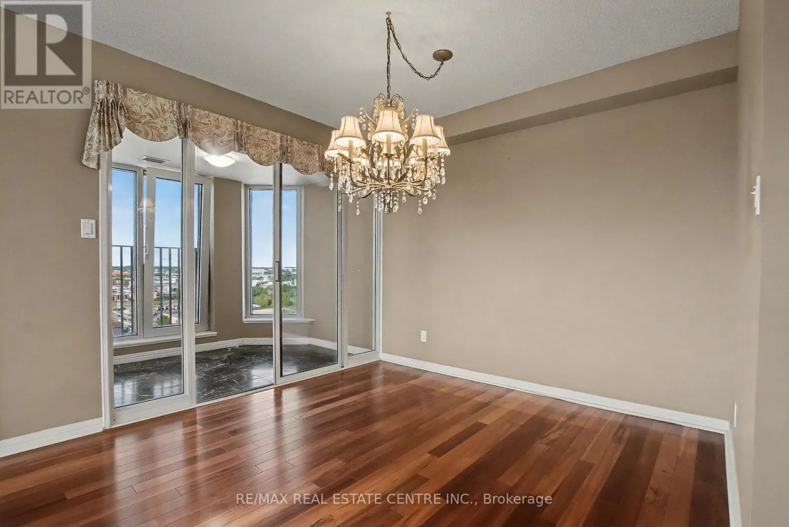 1801 - 190 HESPELER ROAD