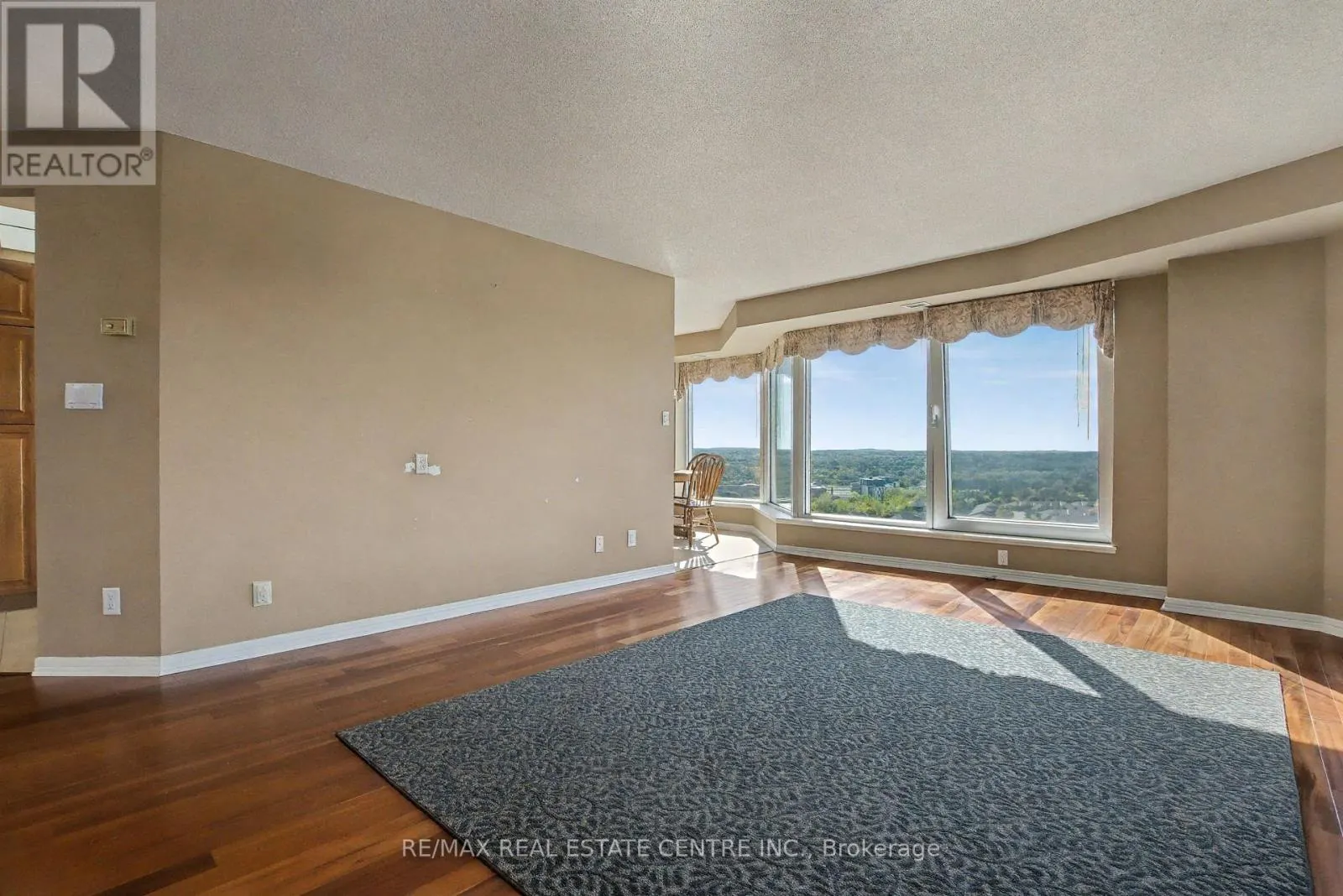 1801 - 190 HESPELER ROAD