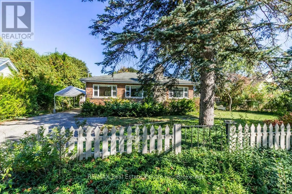 11 RIVERVIEW DRIVE