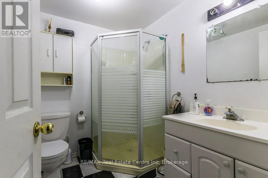 11 RIVERVIEW DRIVE