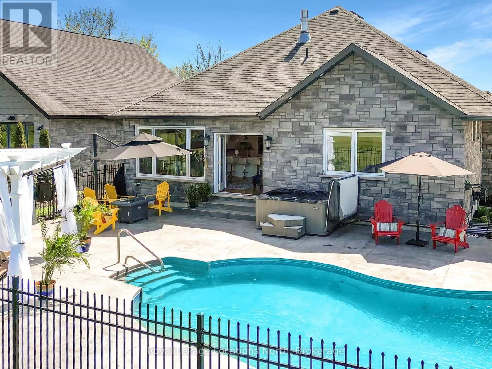 37 GRAYVIEW DRIVE