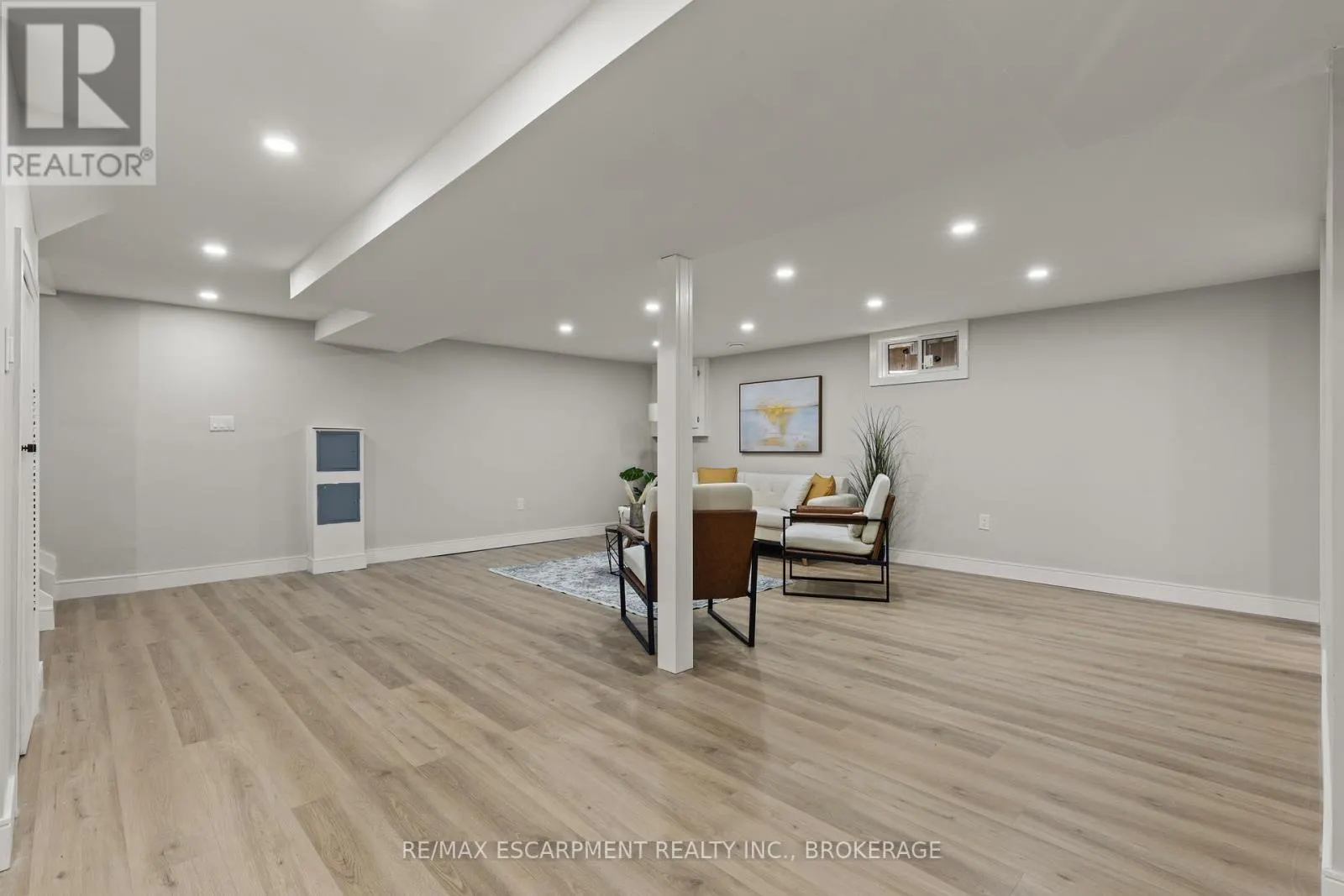 3139 SECORD PLACE