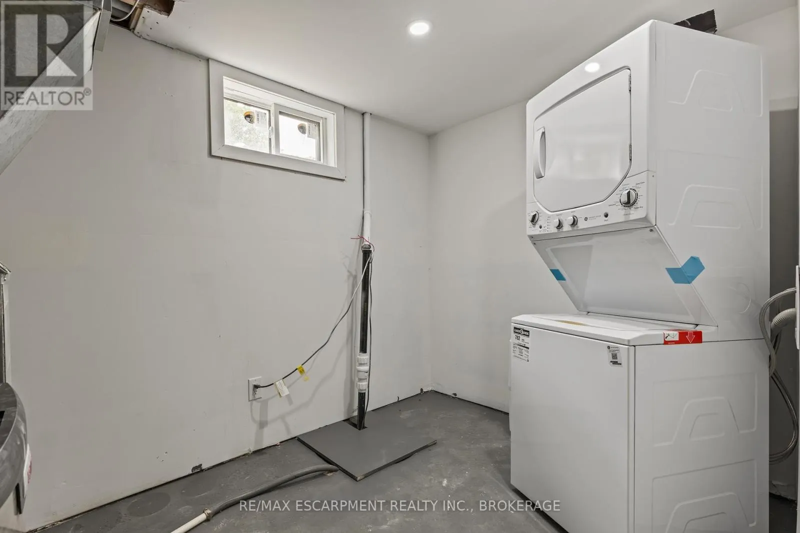 3139 SECORD PLACE