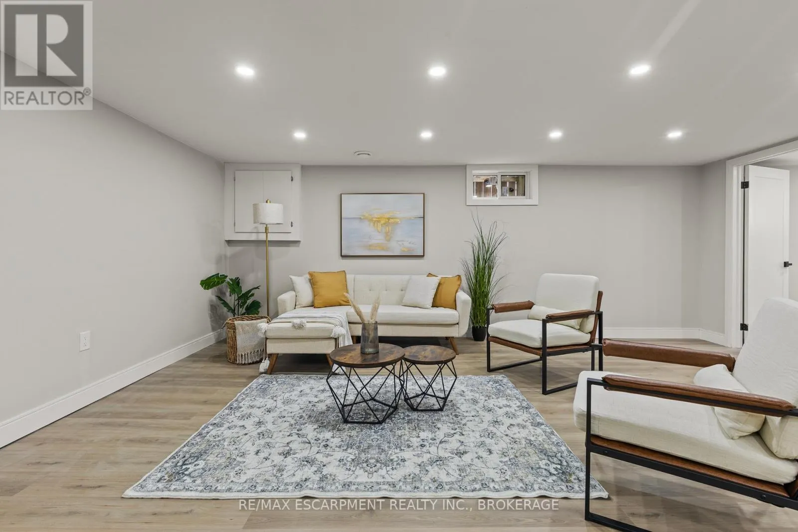 3139 SECORD PLACE