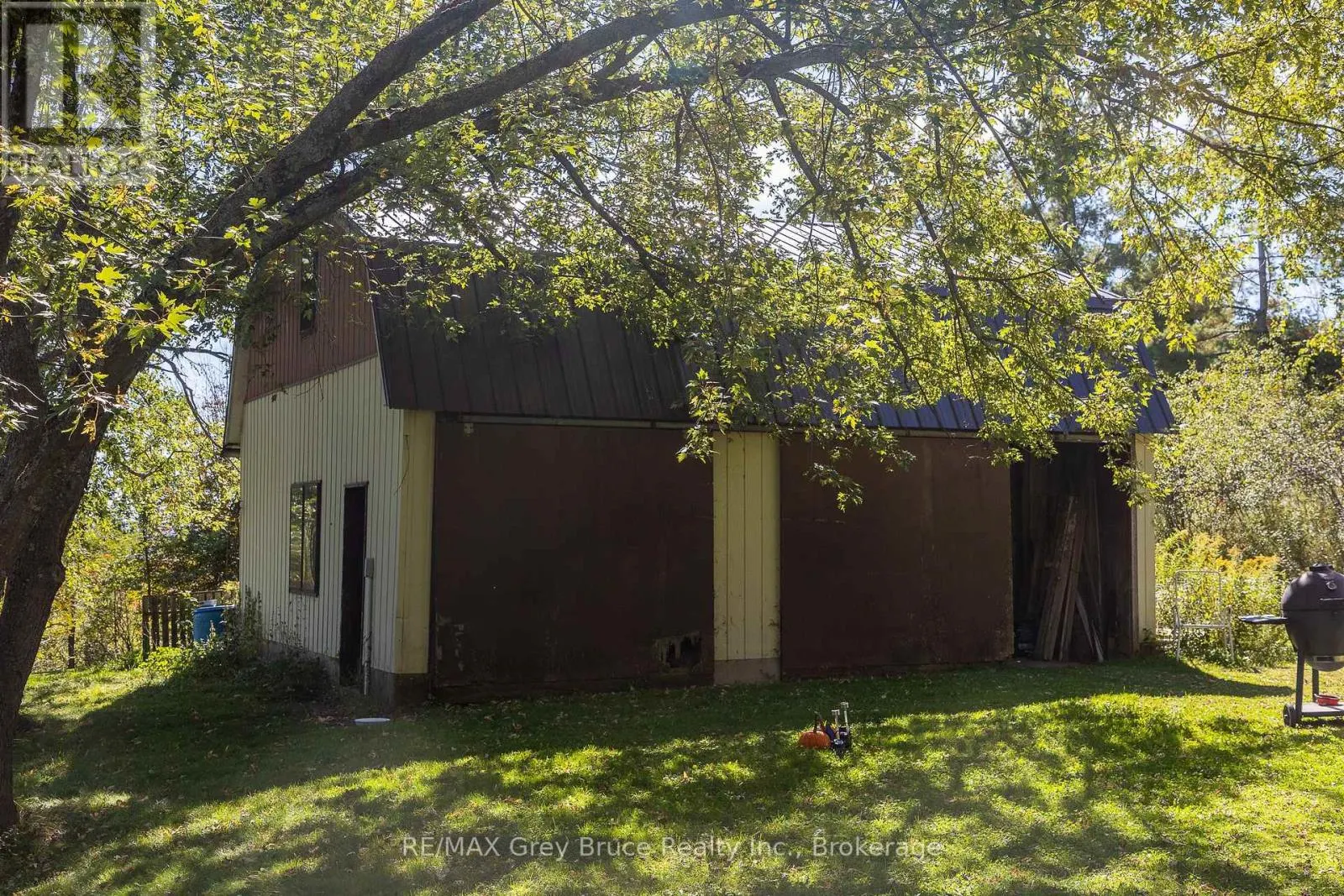 138558 GREY RD 112 N