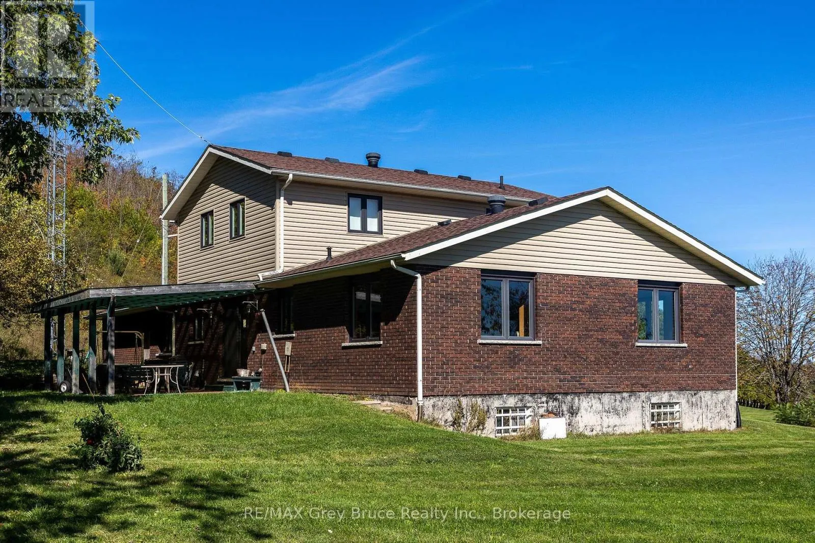 138558 GREY RD 112 N