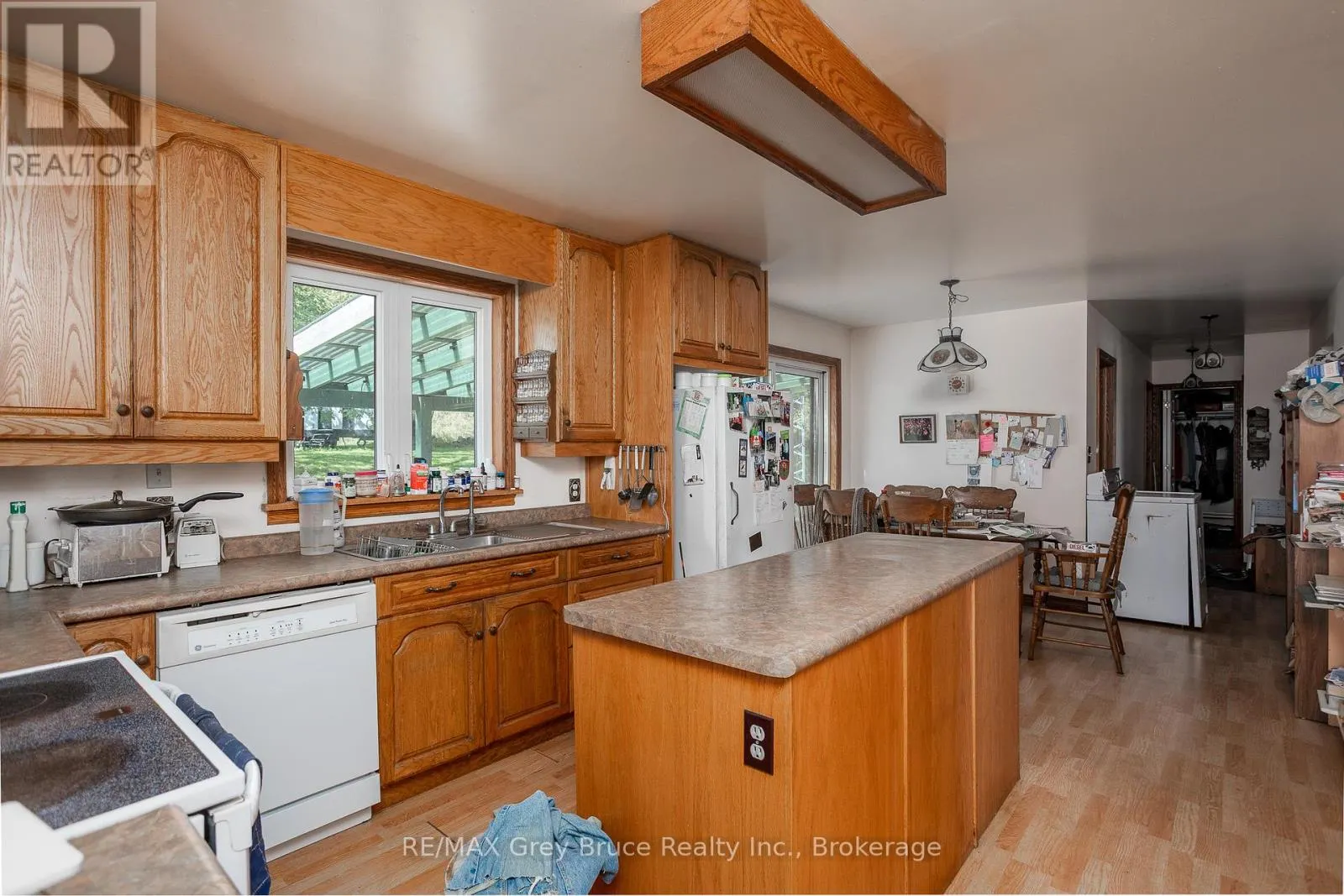 138558 GREY RD 112 N
