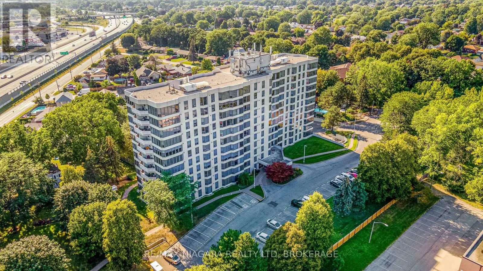 307 - 81 SCOTT STREET, #307