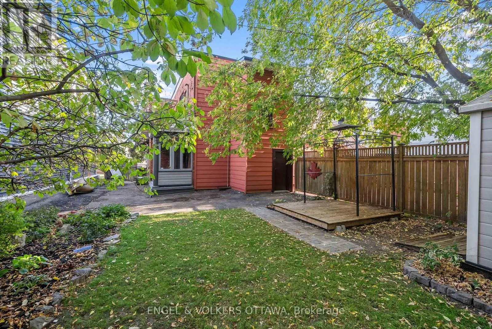 507 MCLEOD STREET