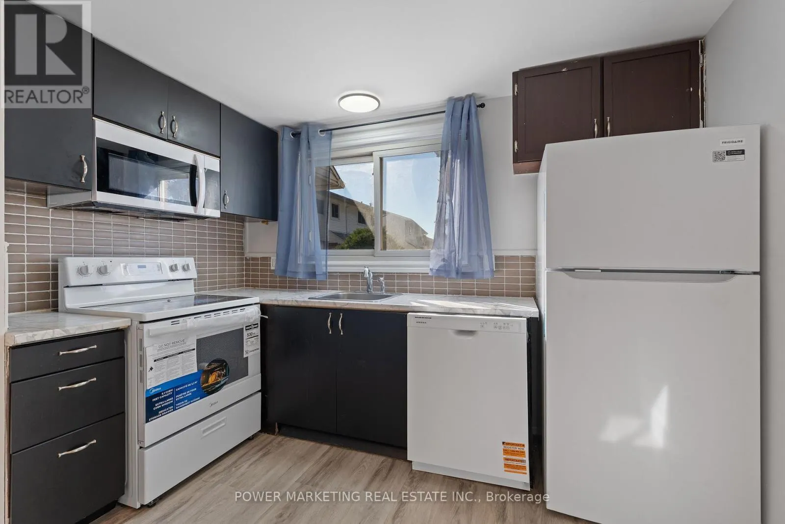 182 - 1045 MORRISON DRIVE