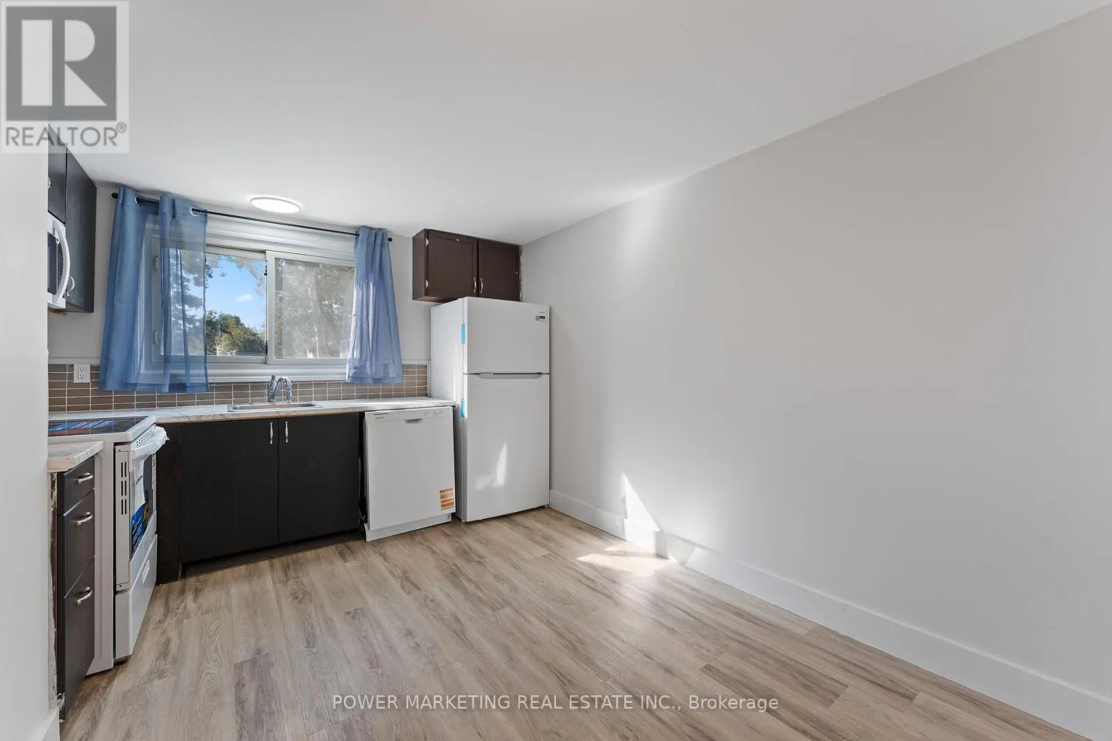 182 - 1045 MORRISON DRIVE