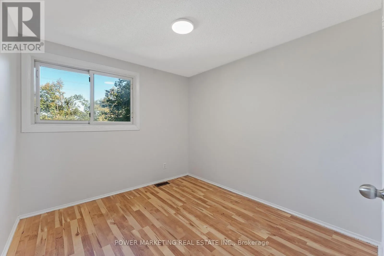 182 - 1045 MORRISON DRIVE
