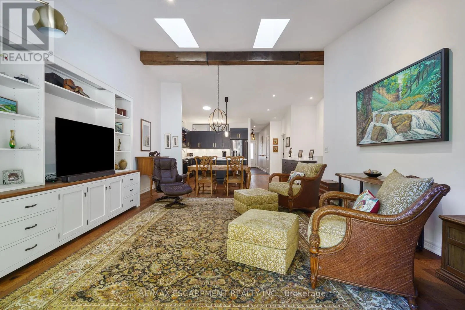 353 PARK STREET W