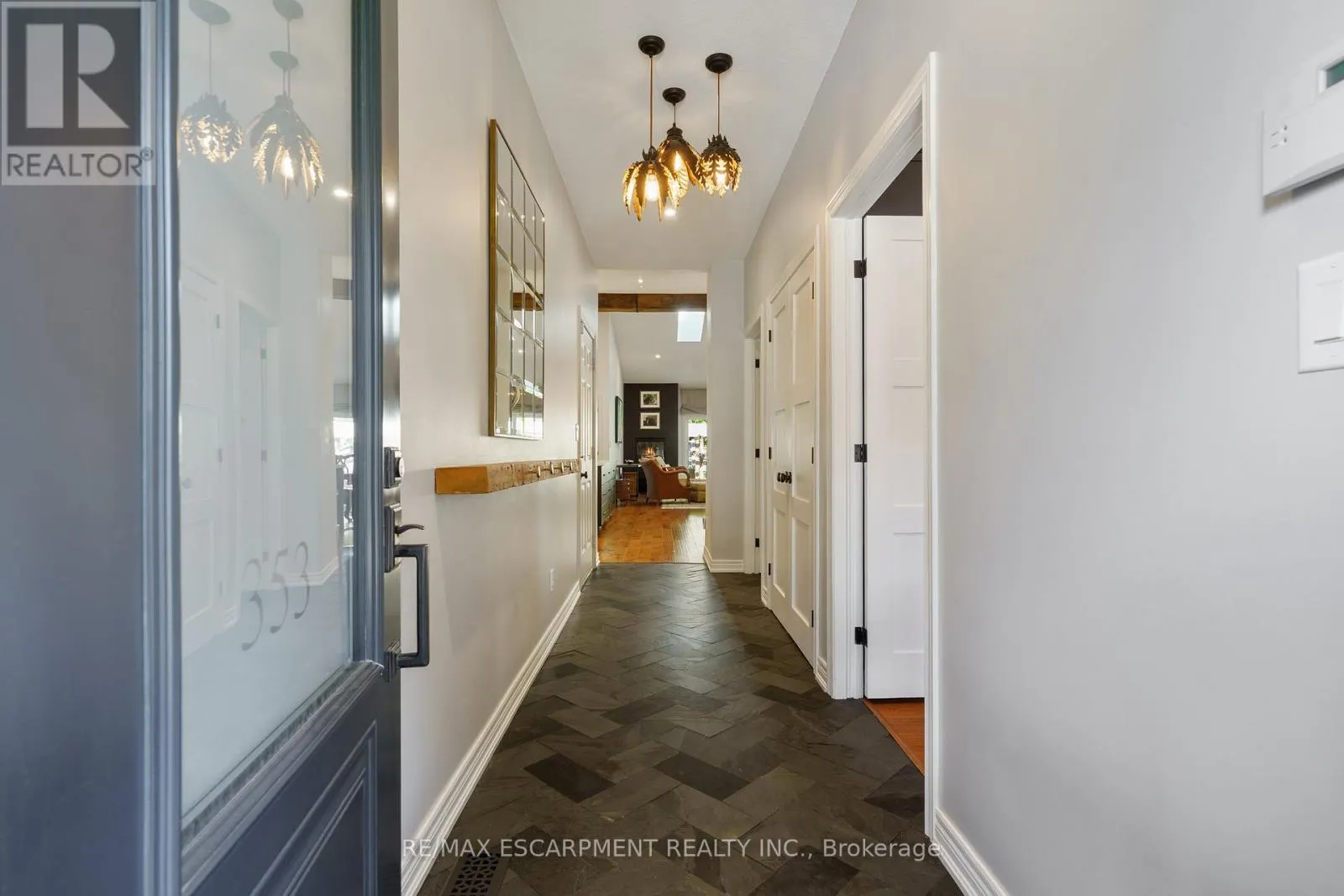 353 PARK STREET W