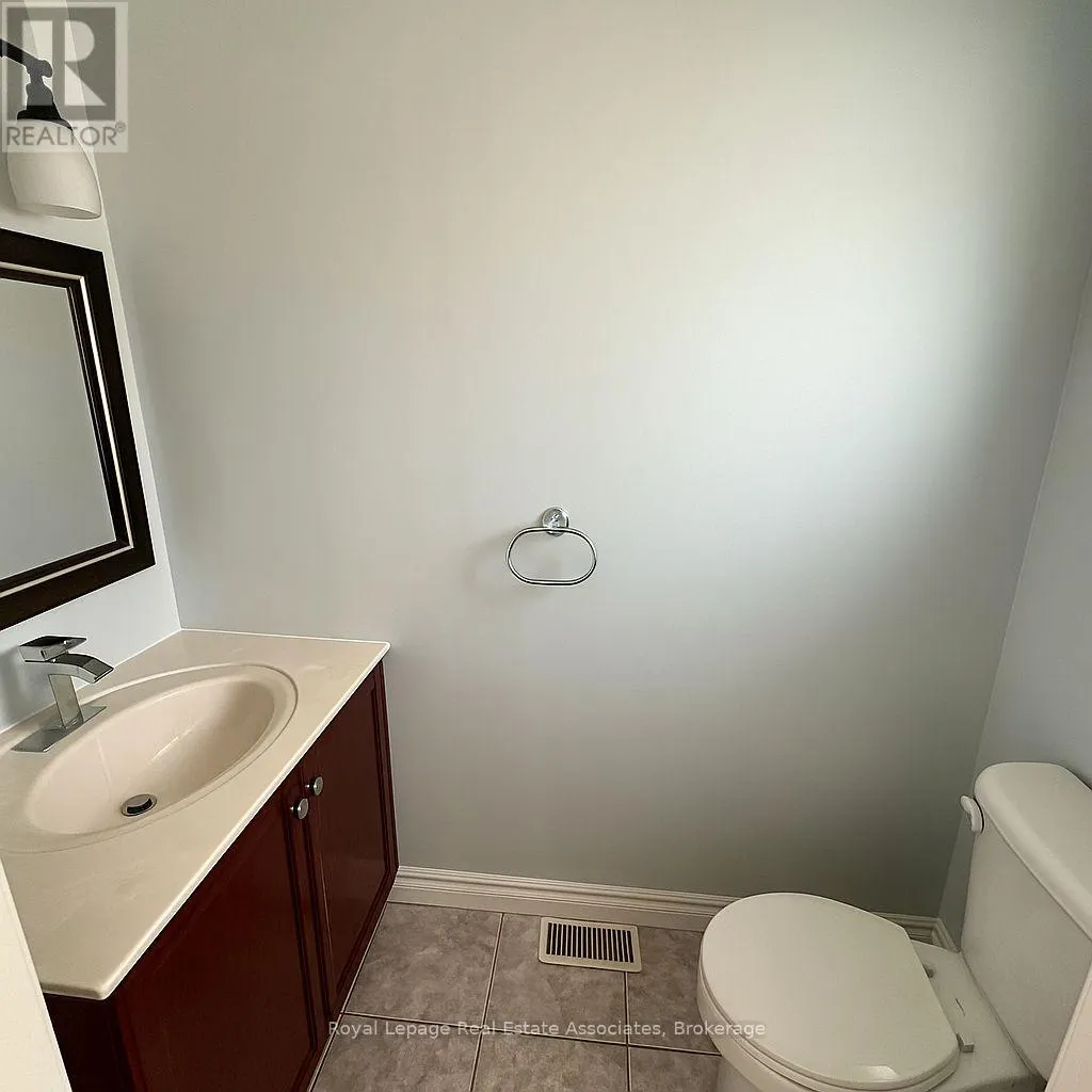 34 - 1675 UPPER GAGE AVENUE
