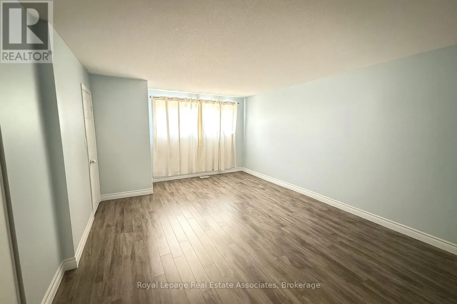 34 - 1675 UPPER GAGE AVENUE