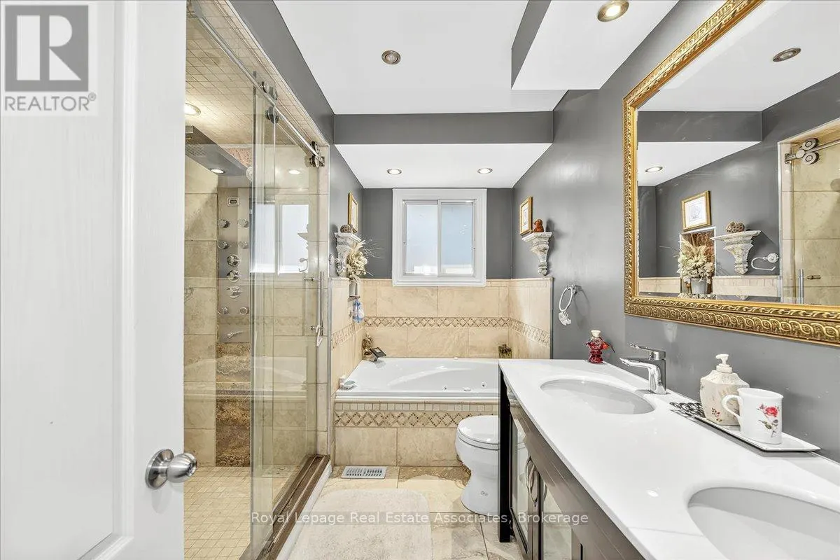 51 PICTON STREET W