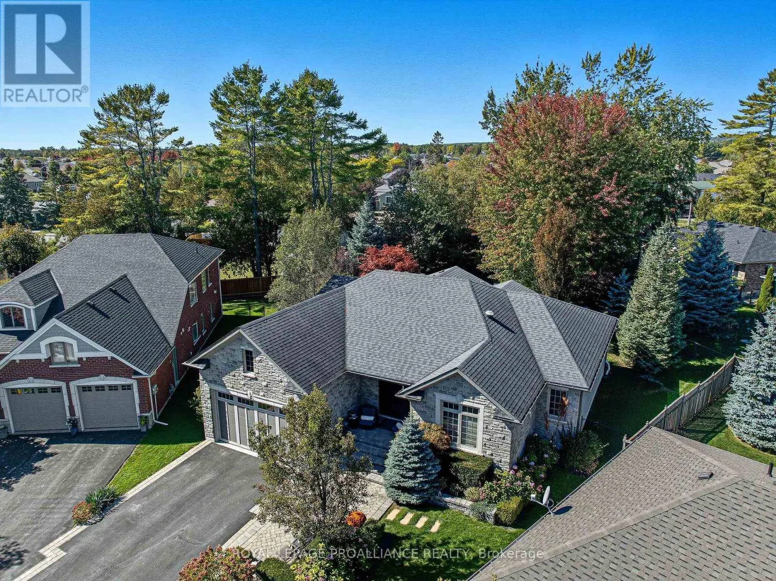 6 BIRCH COURT