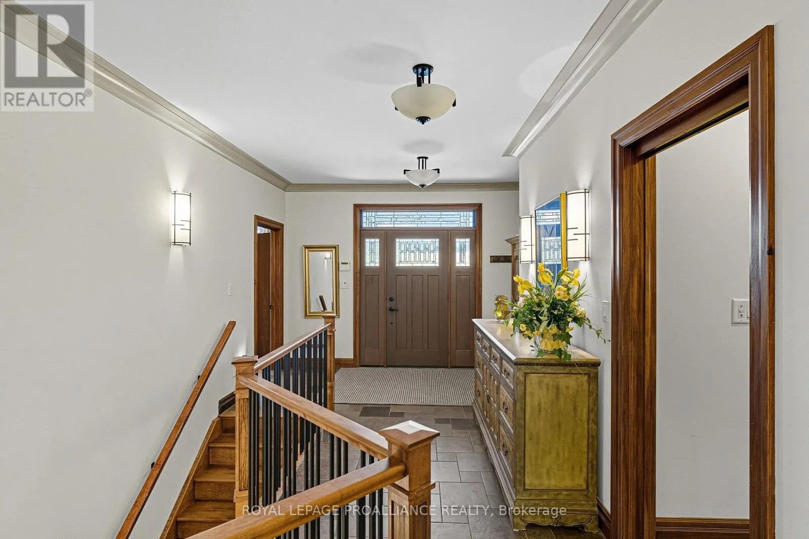 6 BIRCH COURT
