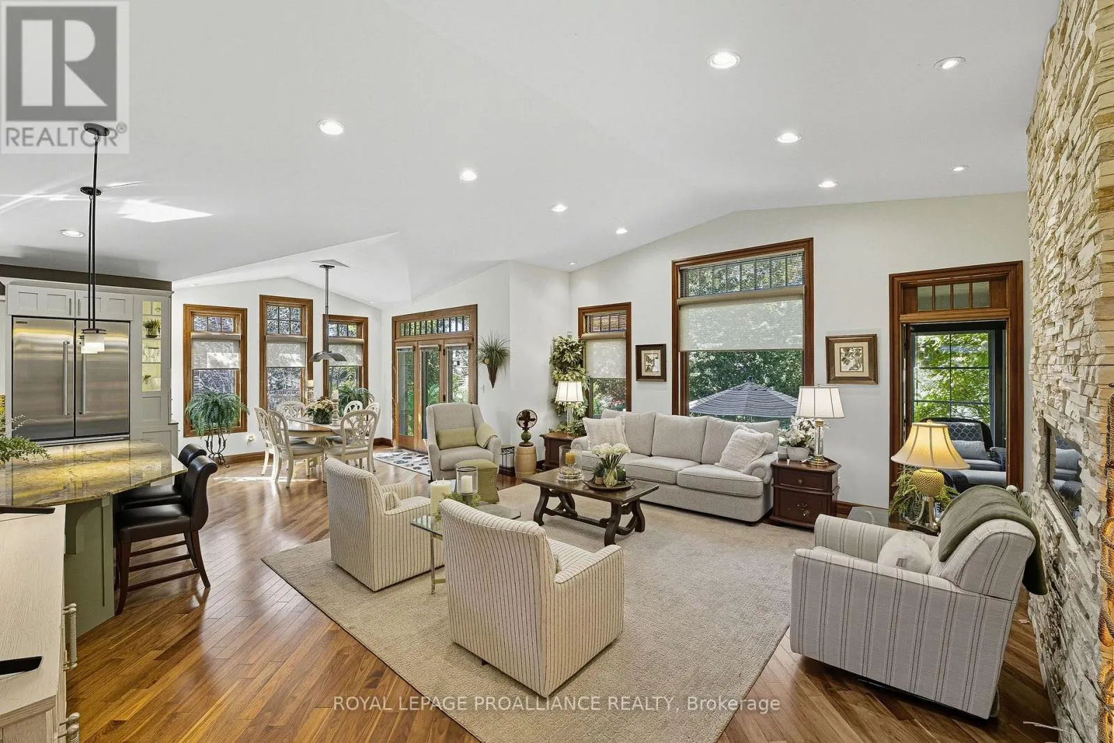 6 BIRCH COURT
