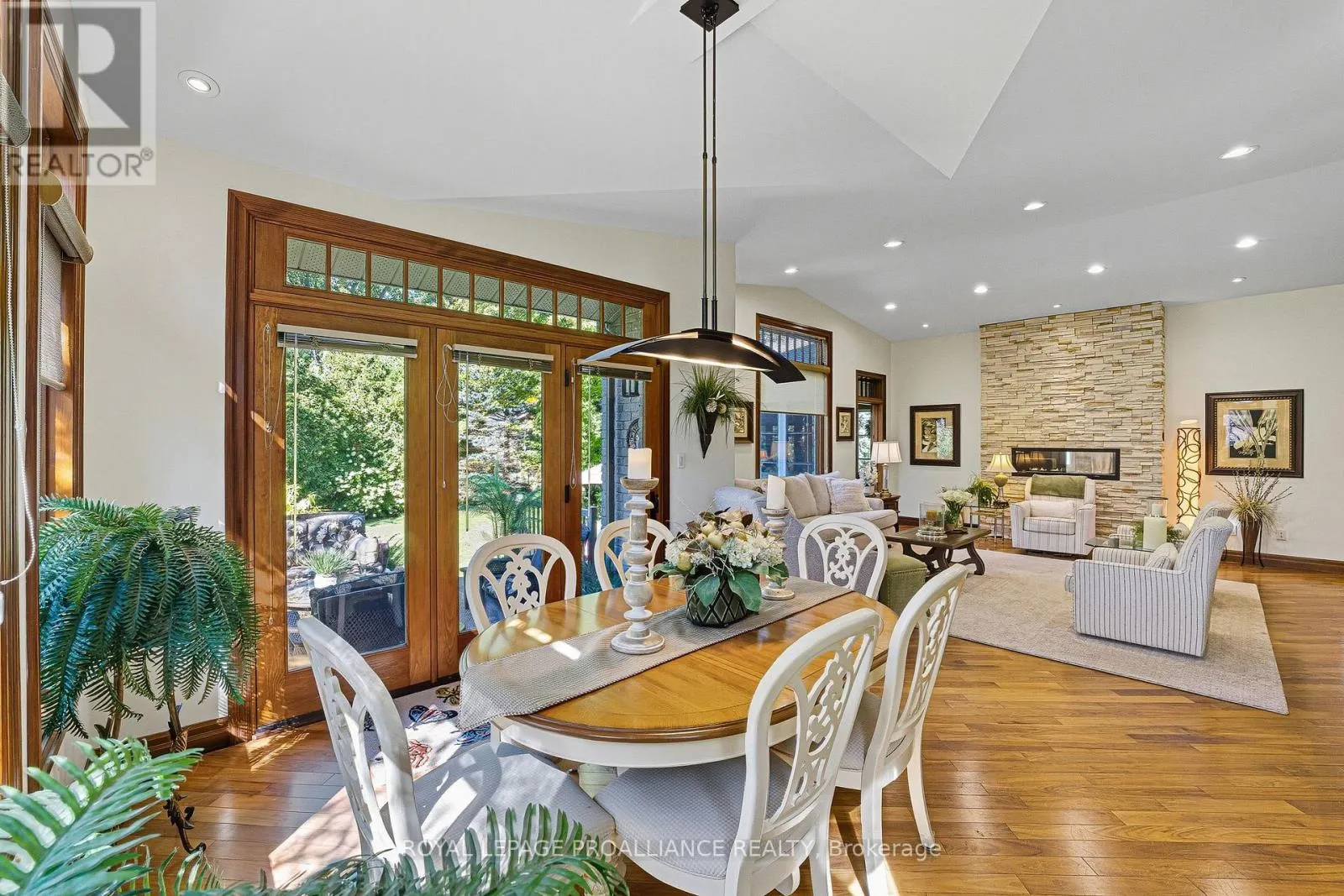 6 BIRCH COURT
