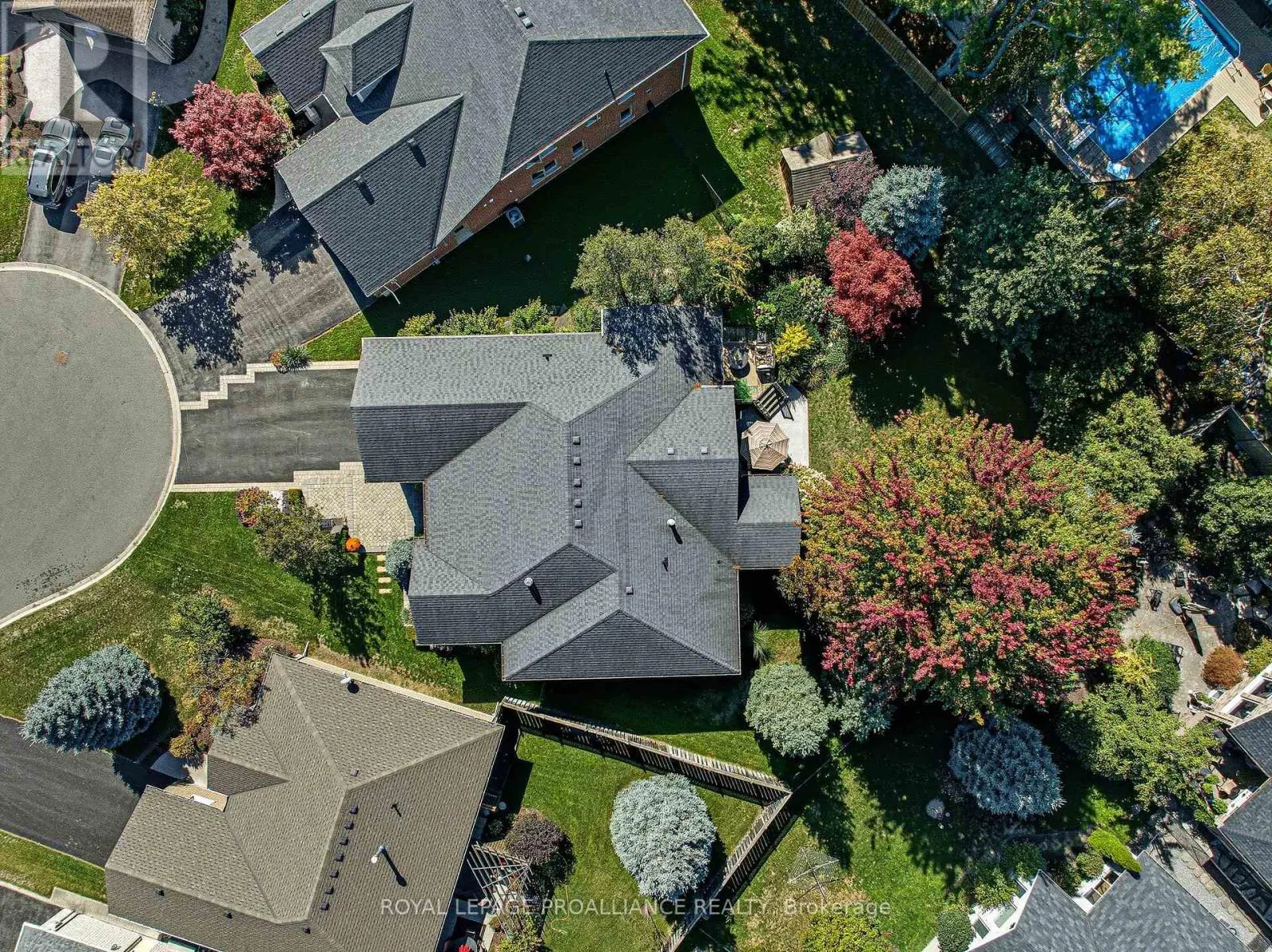 6 BIRCH COURT