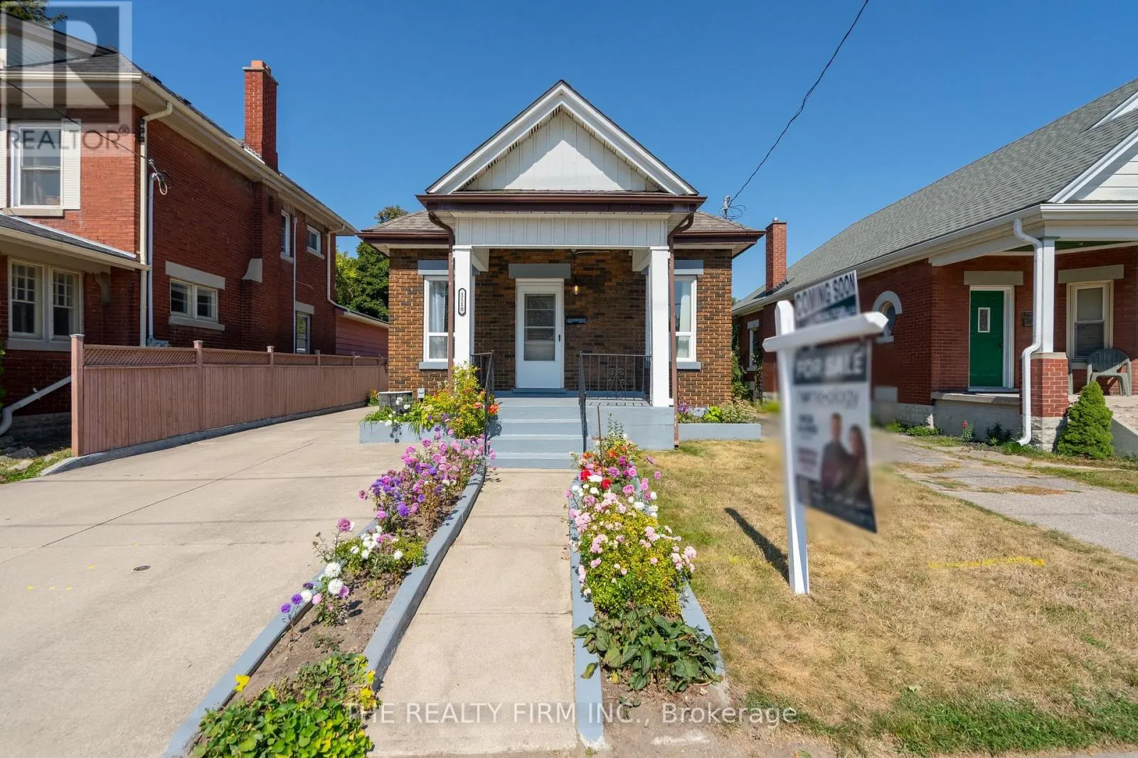 1118 TRAFALGAR STREET