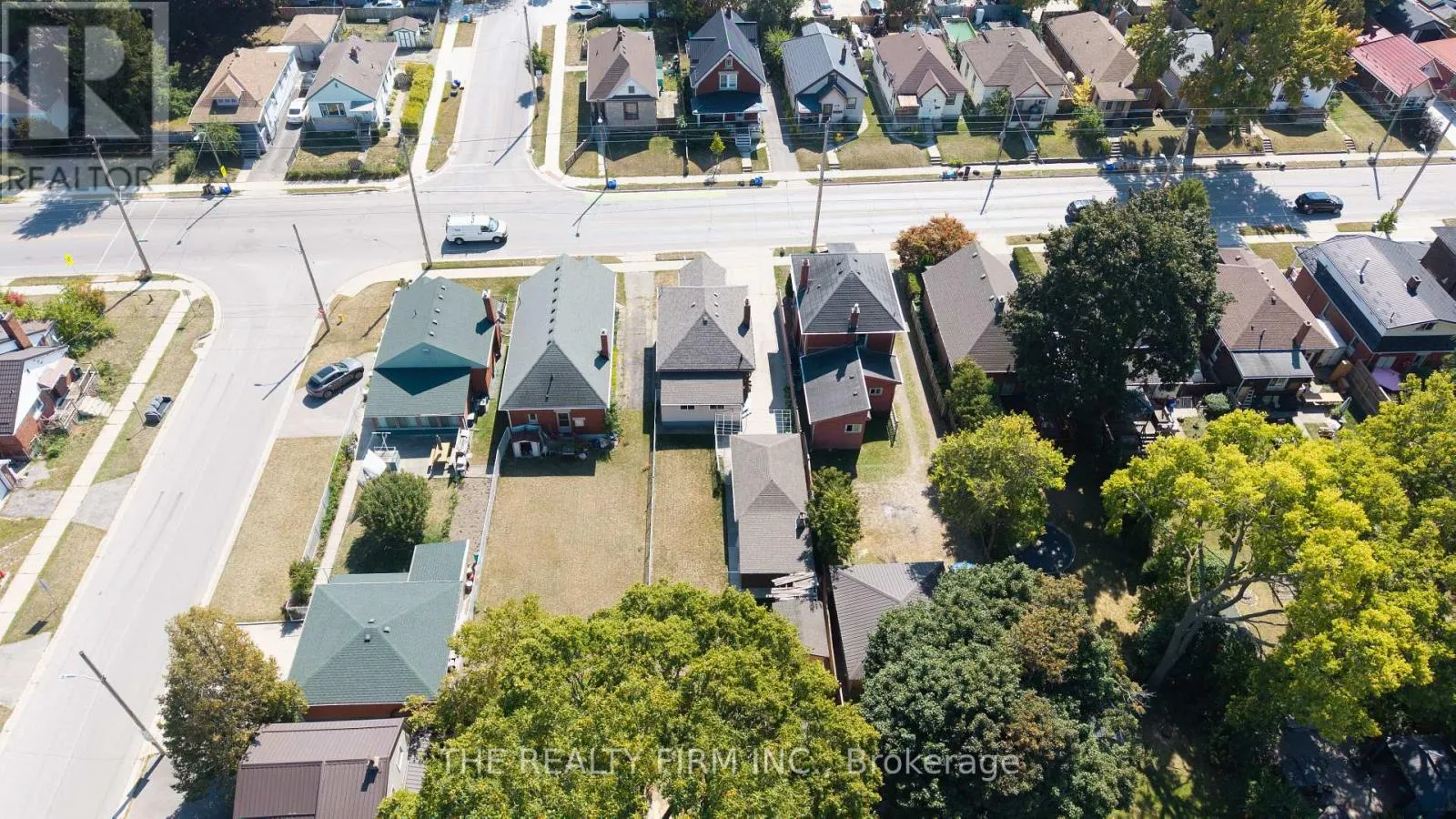 1118 TRAFALGAR STREET