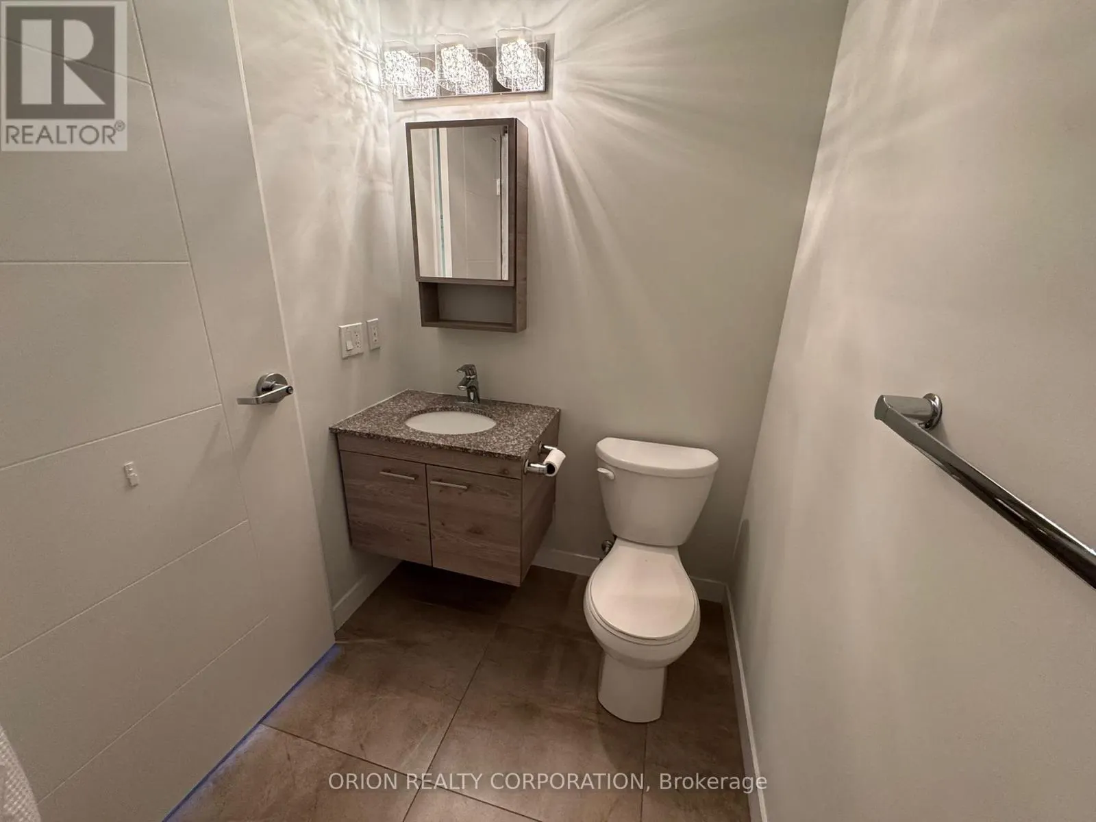 H405 - 62 BALSAM STREET