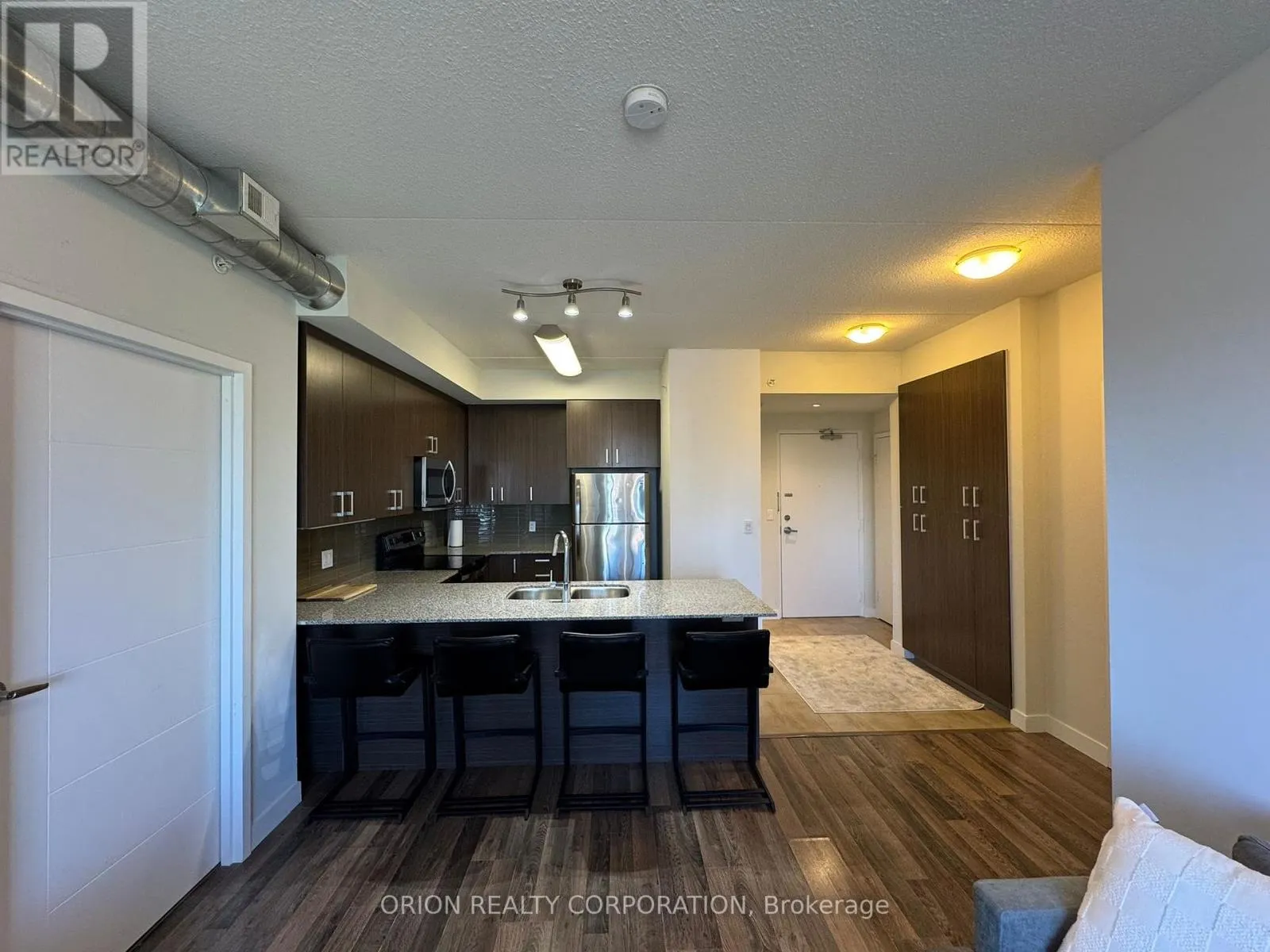 H405 - 62 BALSAM STREET