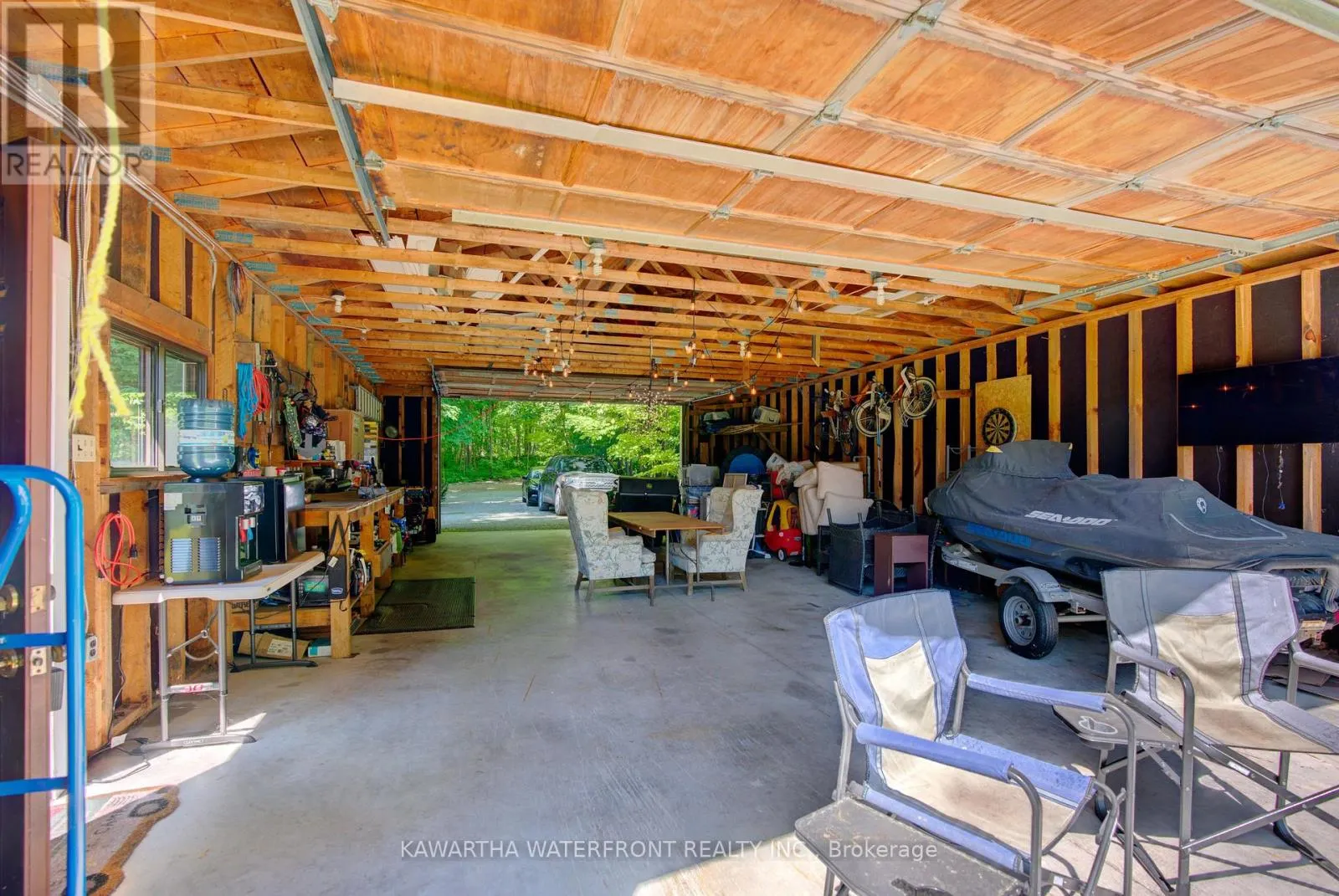 210 WRENHAVEN ROAD