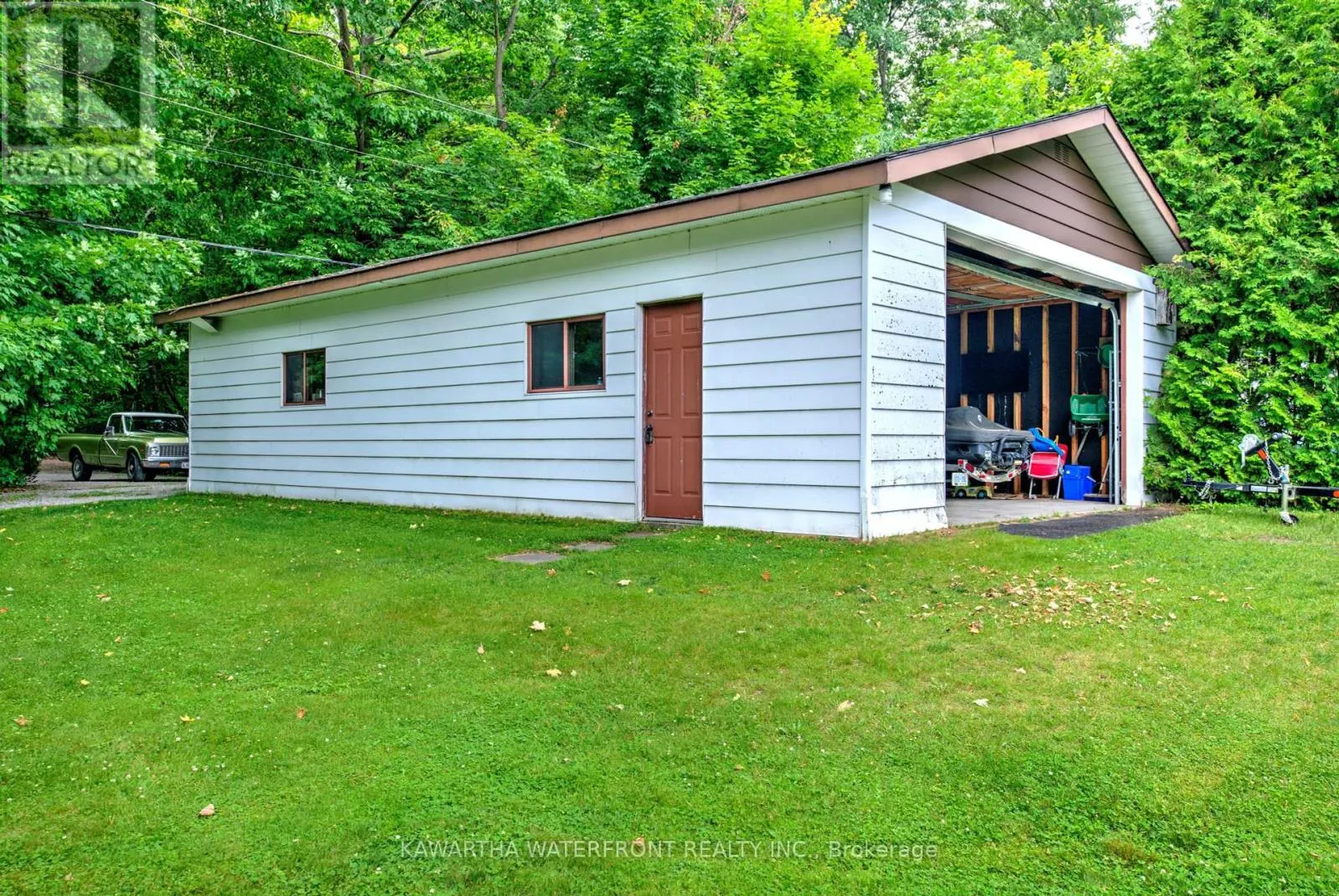 210 WRENHAVEN ROAD