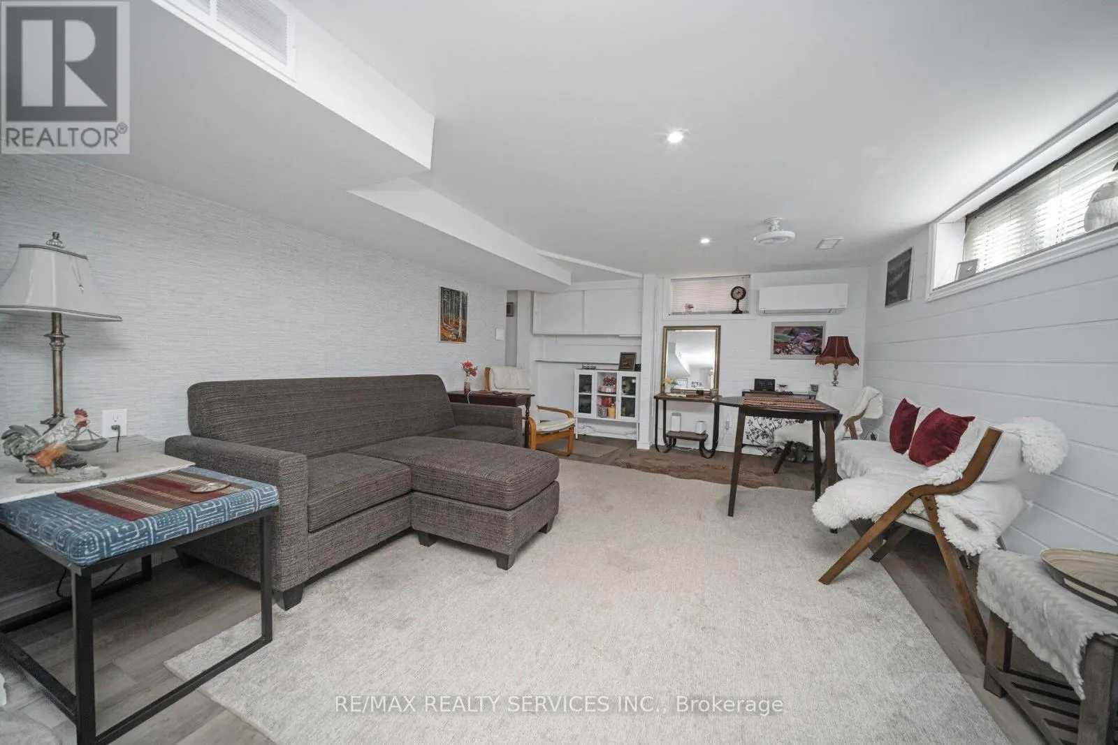 476 PROSPECT AVENUE
