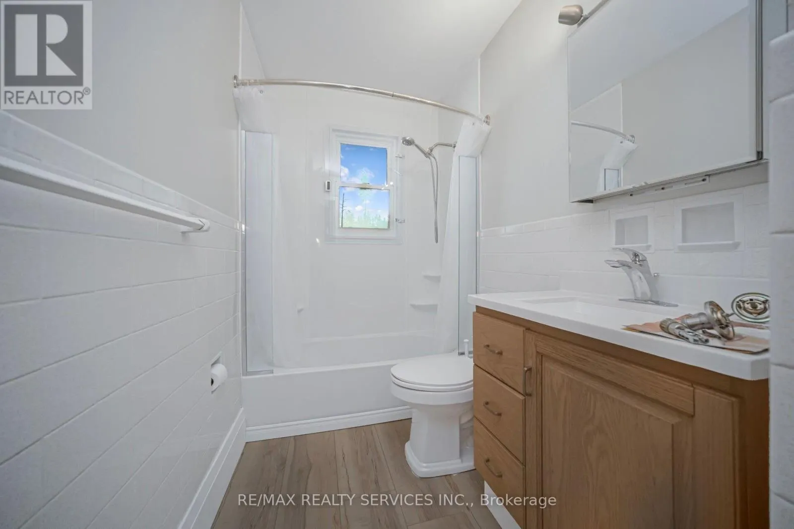 476 PROSPECT AVENUE