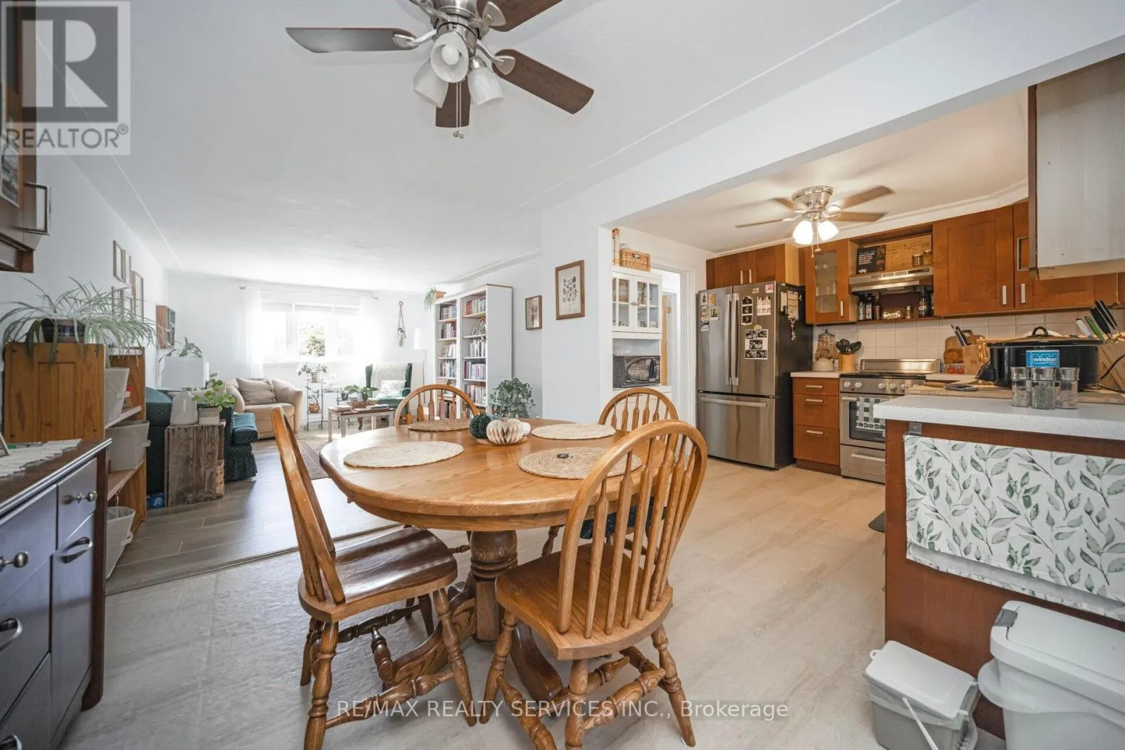 476 PROSPECT AVENUE