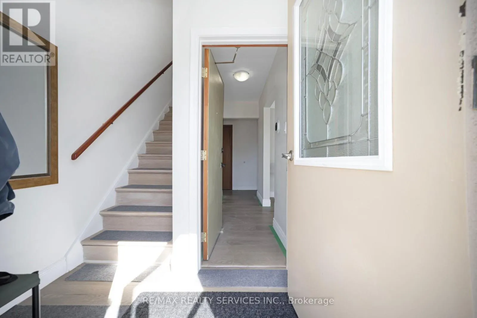 476 PROSPECT AVENUE