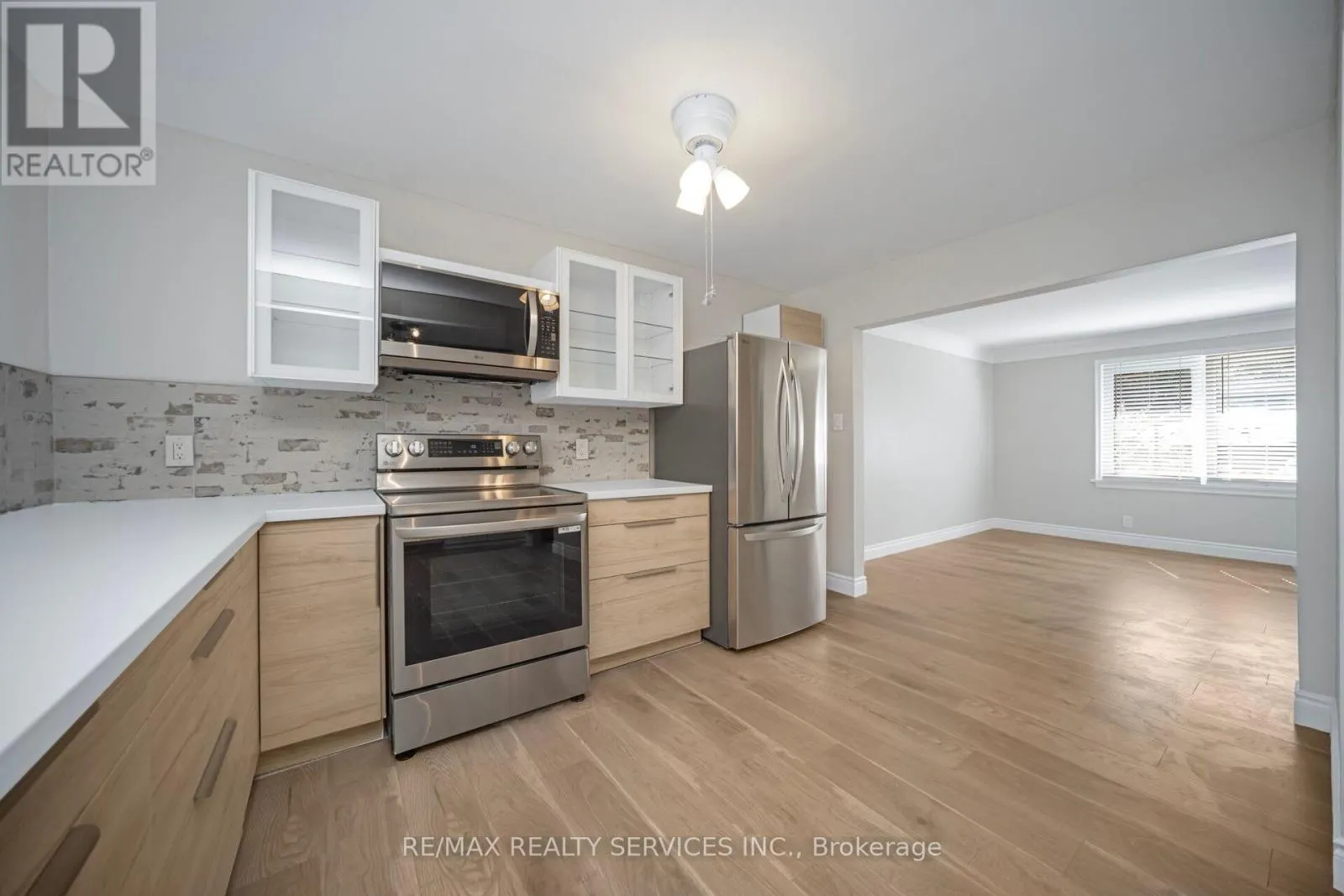 476 PROSPECT AVENUE