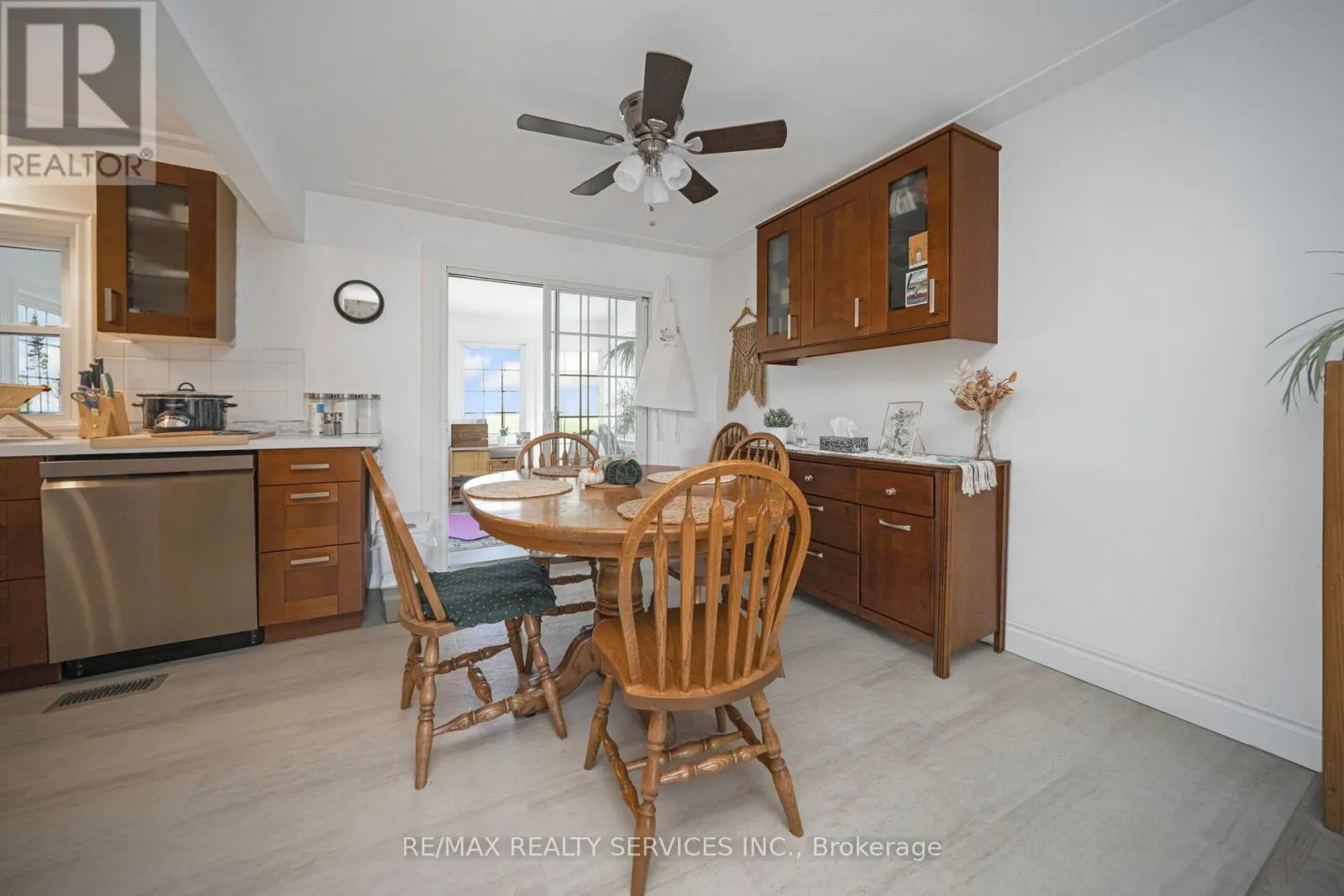 476 PROSPECT AVENUE
