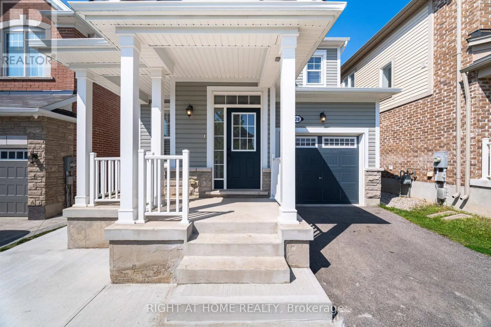 28 PICKETT PLACE