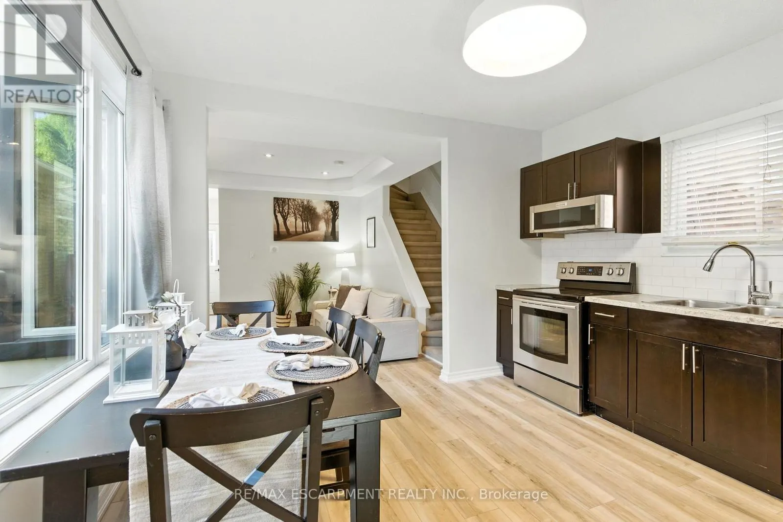 78 OAK AVENUE