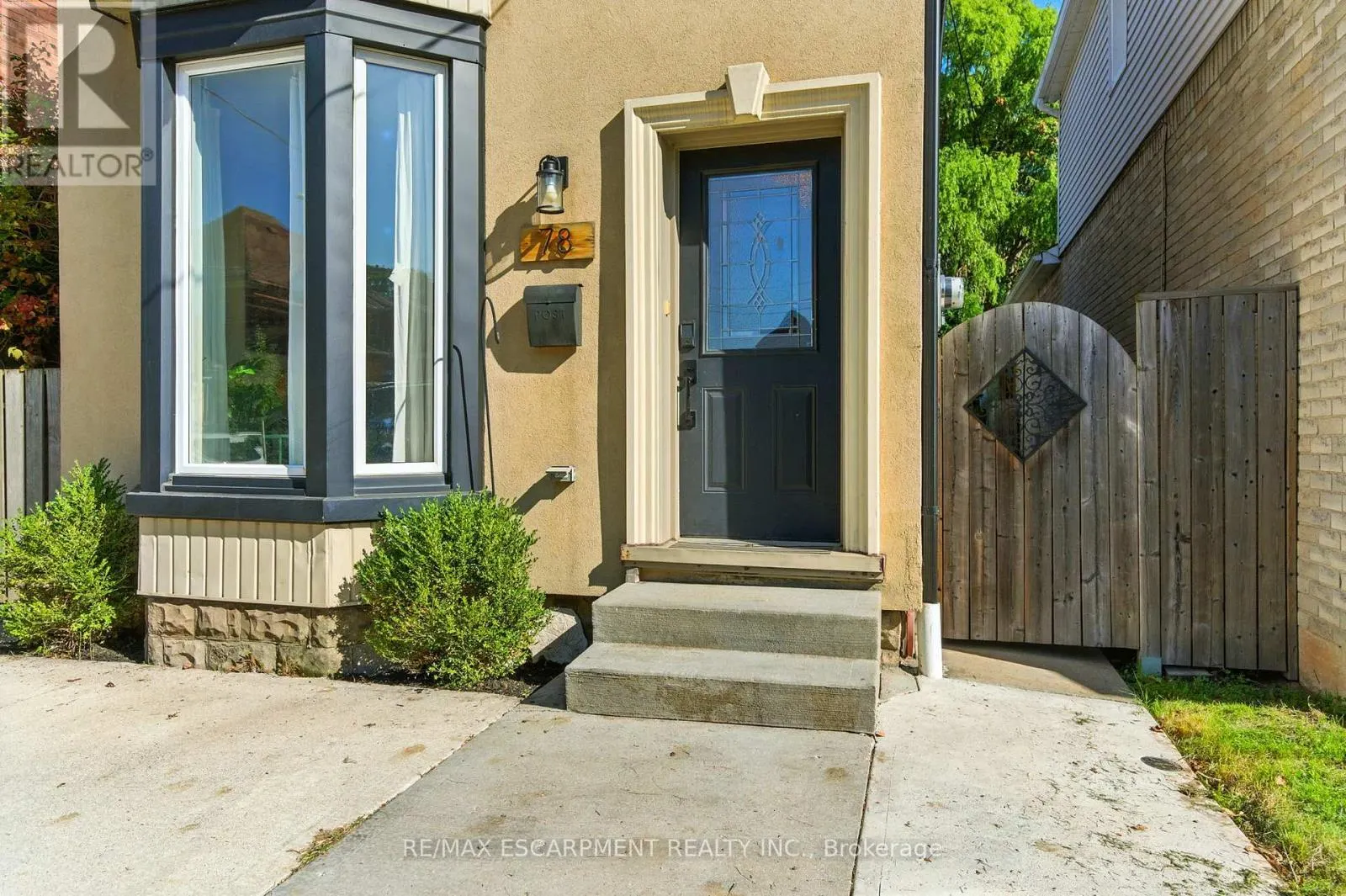 78 OAK AVENUE