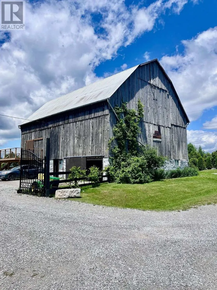 31 BLUE BAY LANE