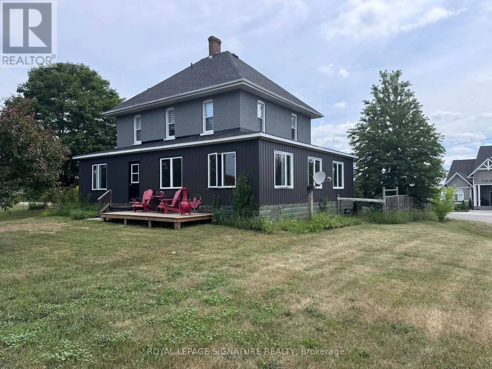 31 BLUE BAY LANE