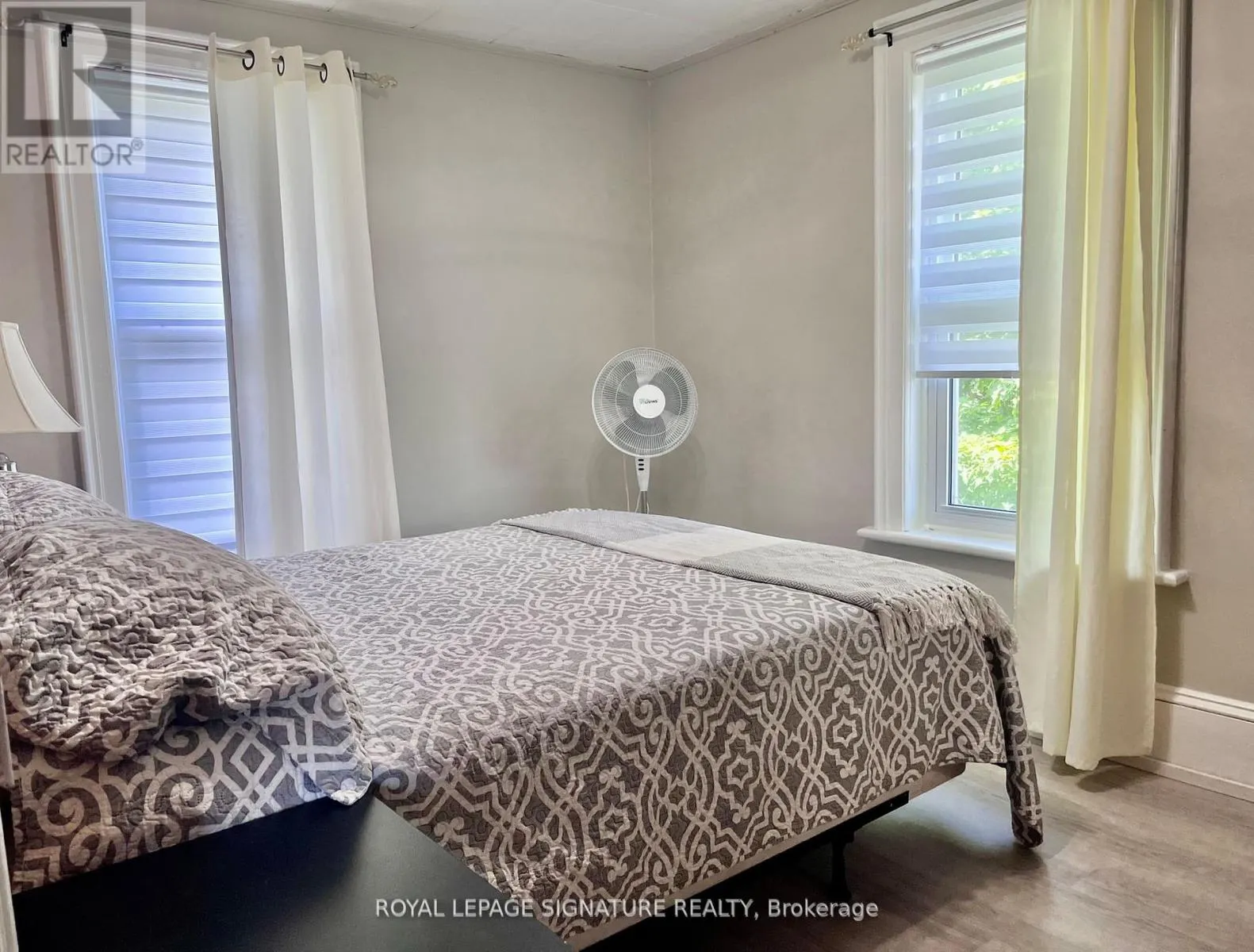 31 BLUE BAY LANE