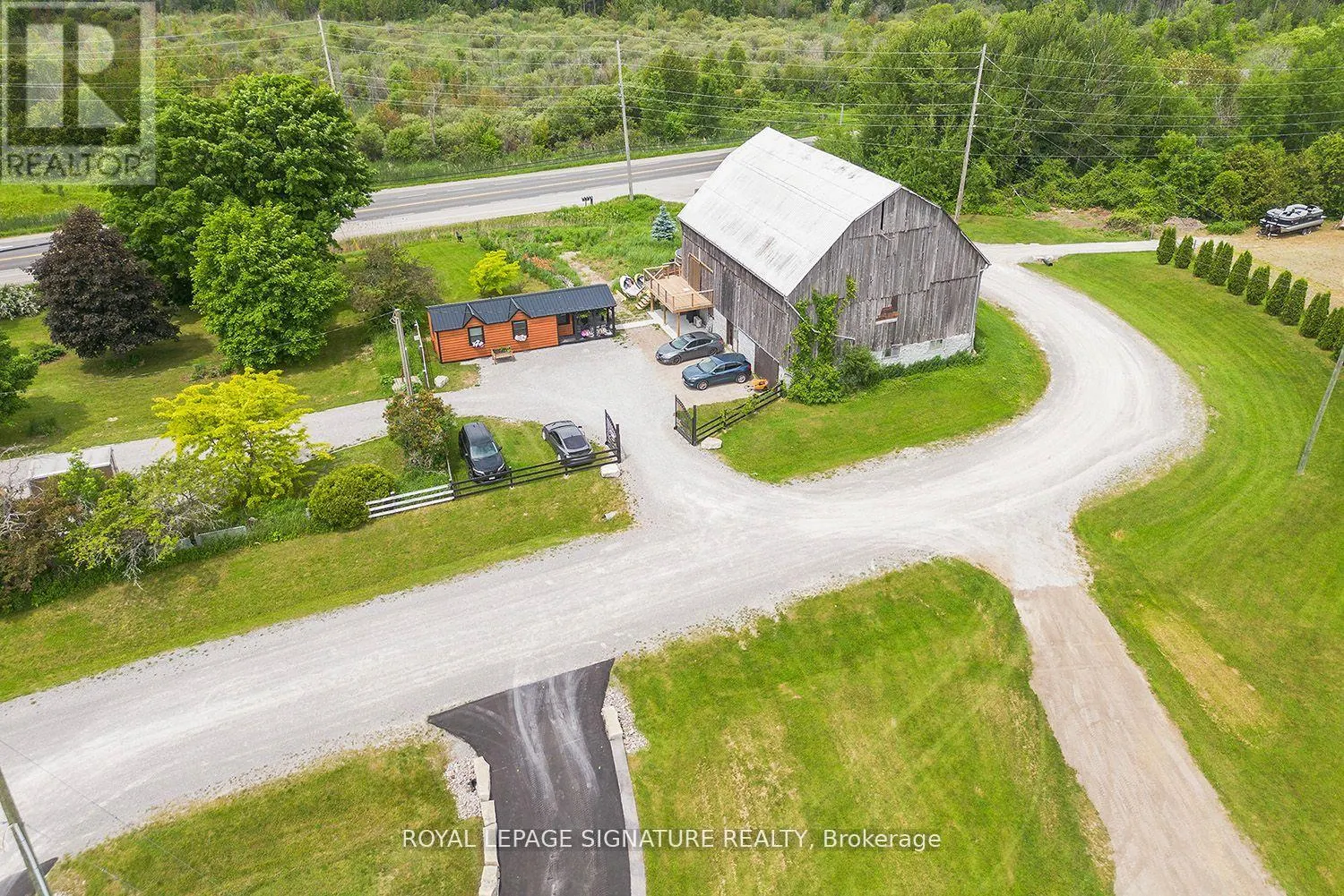 31 BLUE BAY LANE