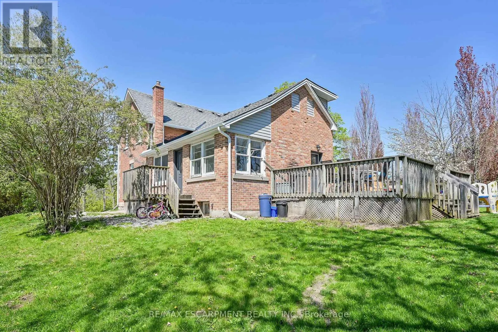 22 TOLHURST AVENUE