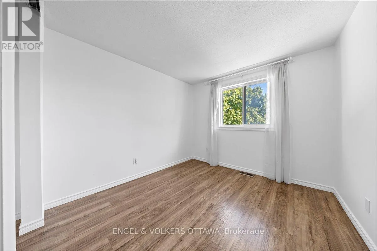 713 MALIBU TERRACE